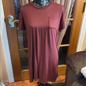 LAST CALL!! Real Essentials Burgundy Nighshirt with Pocket, M